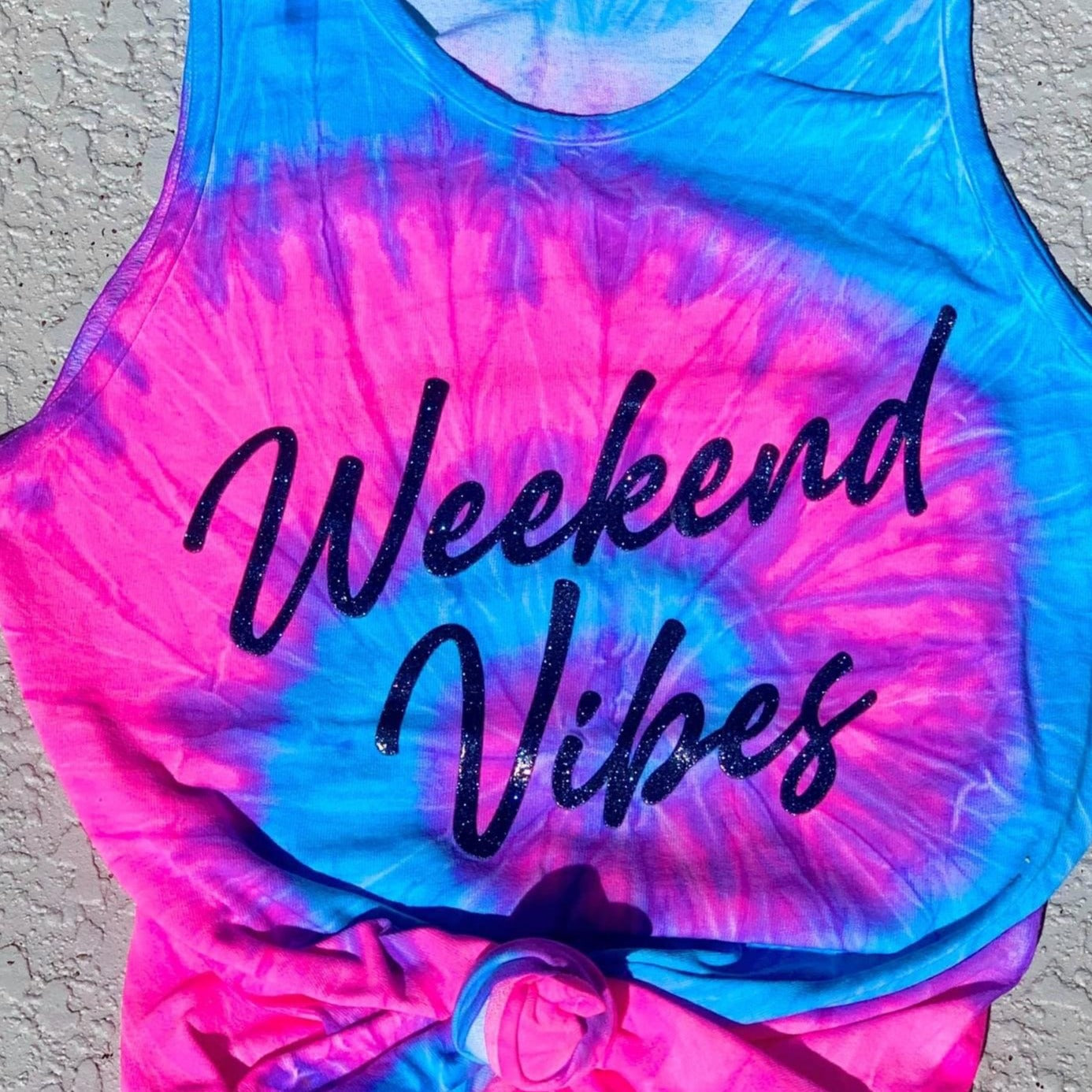 SMALL ONLY GRAPHIC TANK - Weekend Vibes