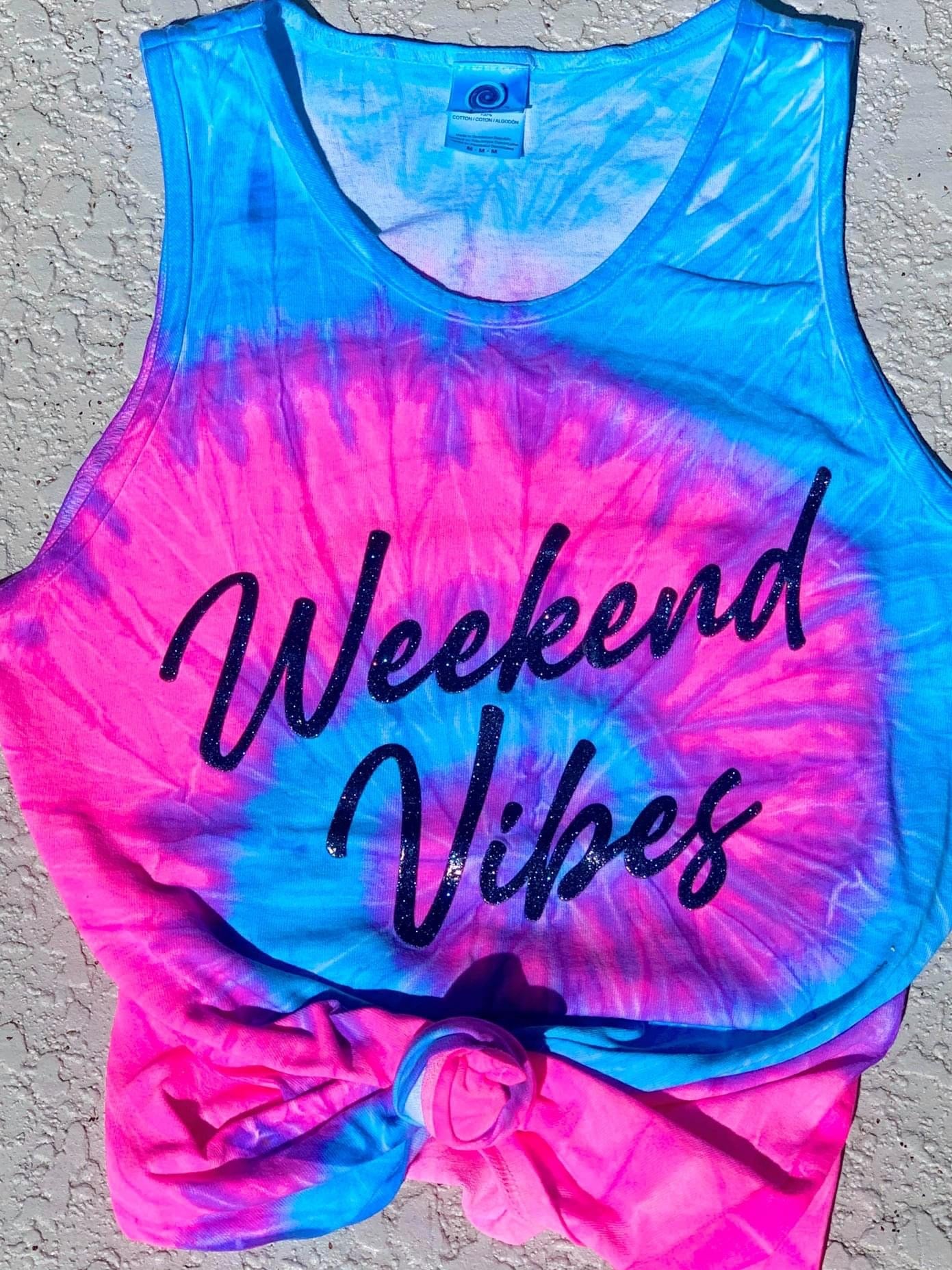 SMALL ONLY GRAPHIC TANK - Weekend Vibes