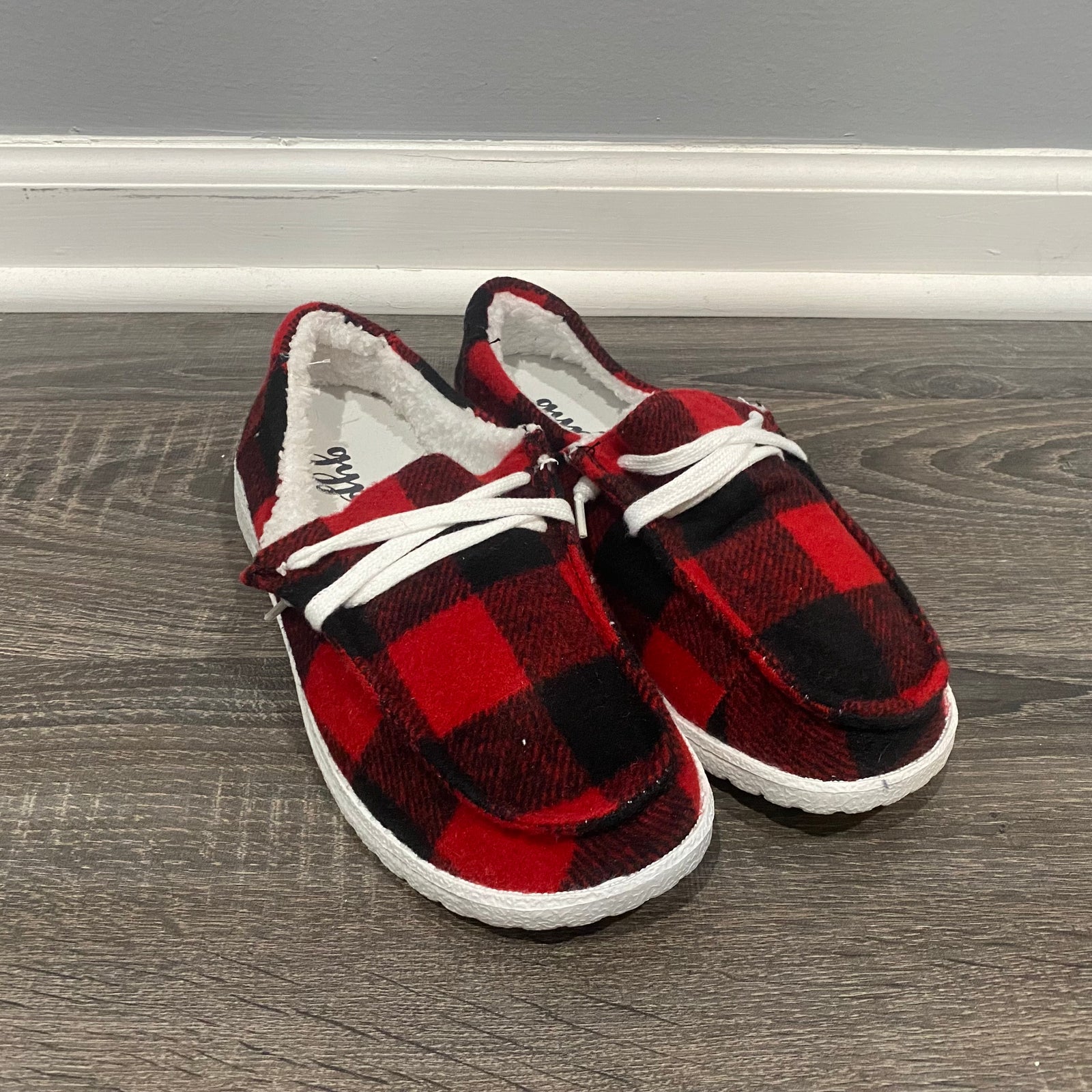 SIZE 7.5 ONLY Gypsy Jazz Red Riley