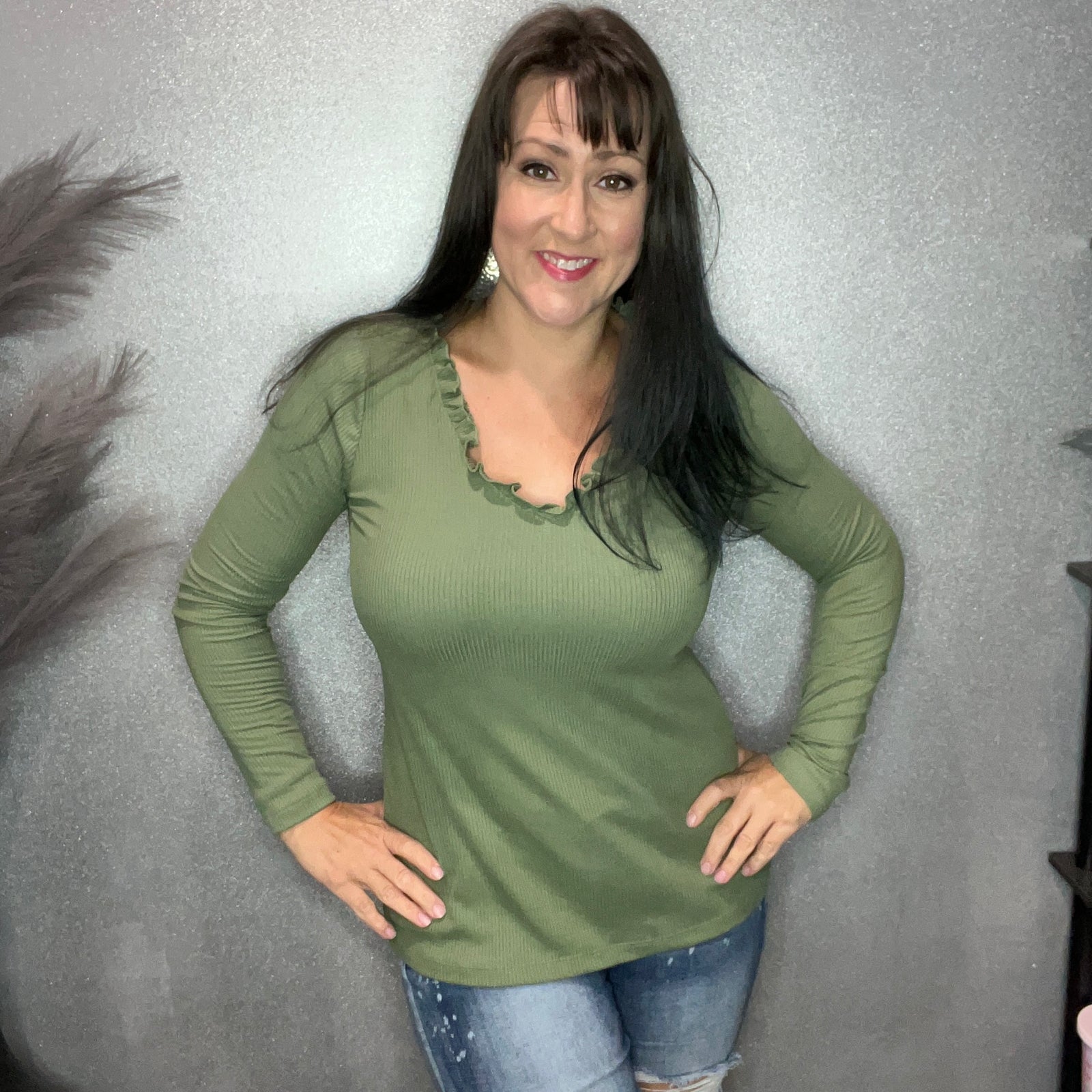 Ribbed Knit Ruffled V-Neck Top