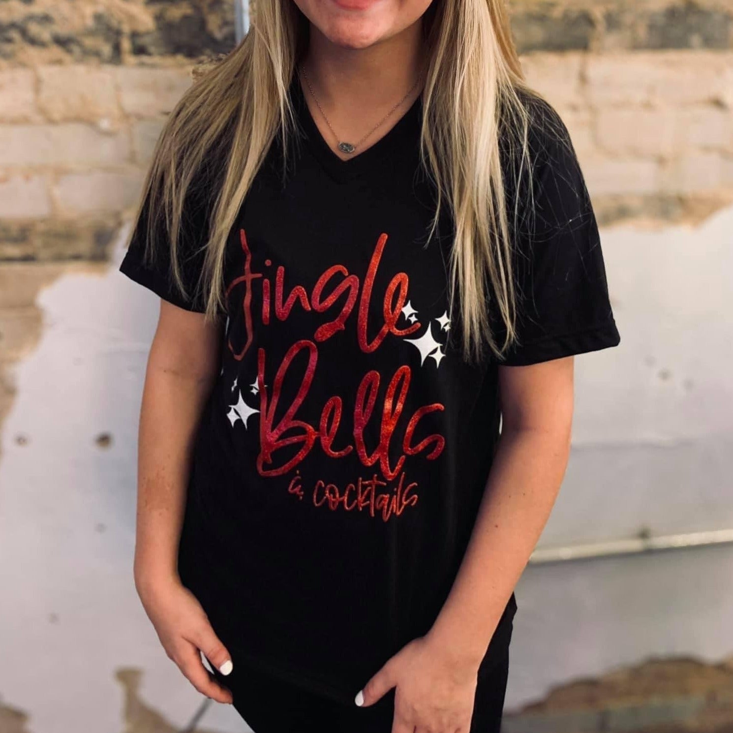 MEDIUM ONLY GRAPHIC TEE - Jingle Bells and Cocktails