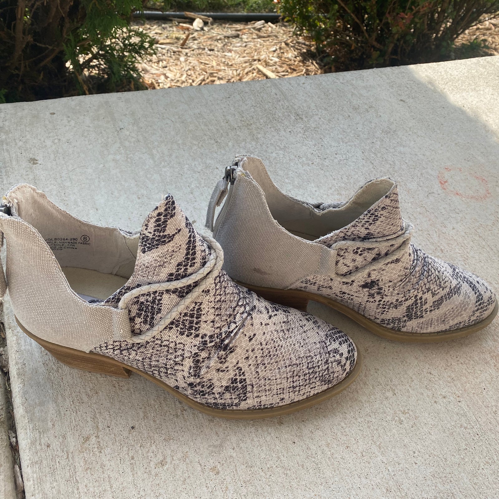 SIZE 10 ONLY Very G Spartan Bootie - Cream Snake